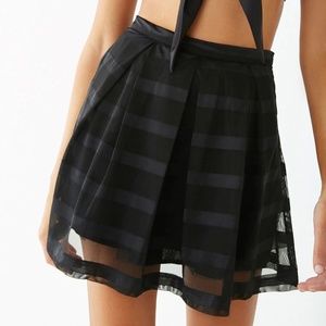 NWT Forever 21 Black Pleated Mini Skirt